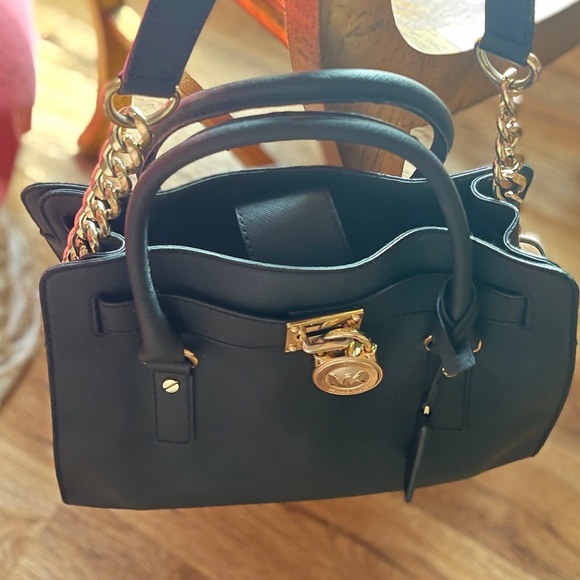 MICHAEL Michael Kors Hamilton Large East/West Satchel Gold Hardware - Picture 6 of 9